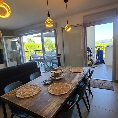 Climatisé T3 Vue De 63 M2 - 2 Et Belle Terrasse De 23 M2