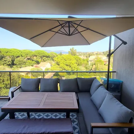 Climatisé T3 Vue De 63 M2 - 2 Et Belle Terrasse De 23 M2 * Cavalaire-sur-Mer